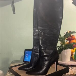 Elegant Black Leather Knee-High Boots